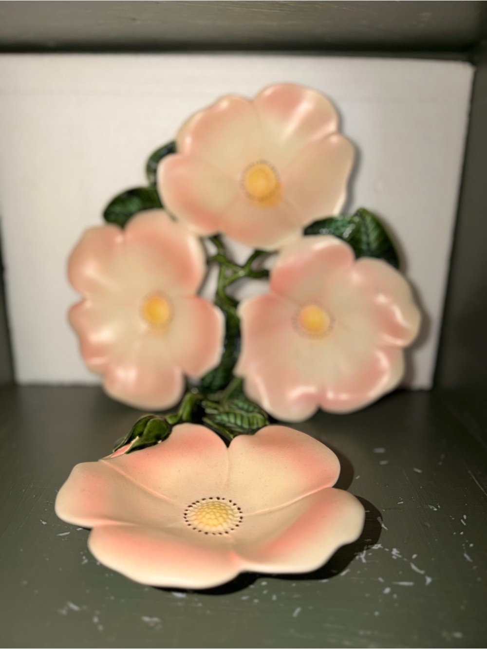 VINTAGE DIVIDED DISH  POTTERY 3 SECTION FLORAL AND Trinket Dish set